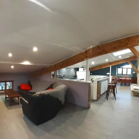 Les Maisons Rouges * Jasseron